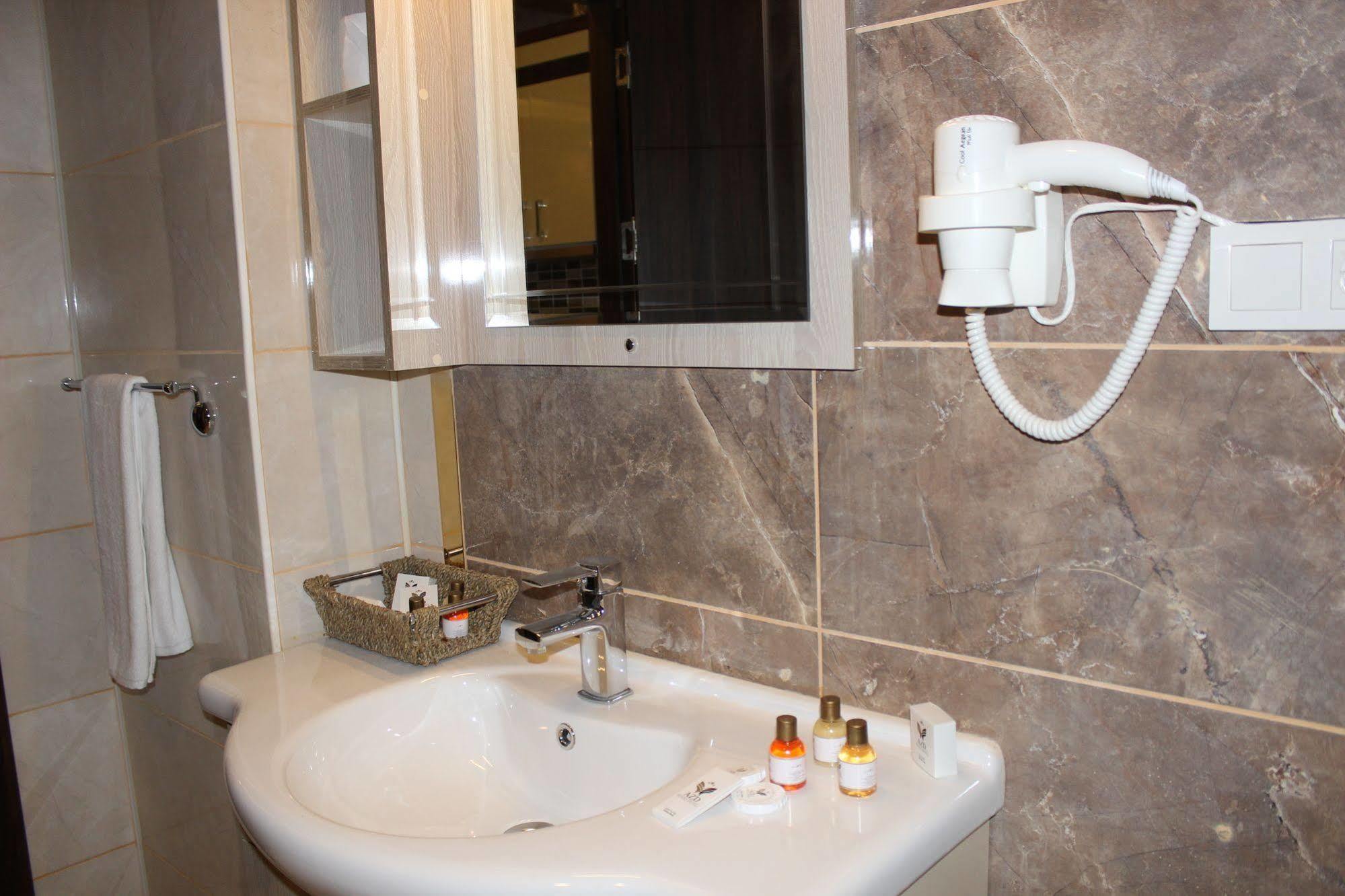 Azd House Hotel Mardin Bagian luar foto